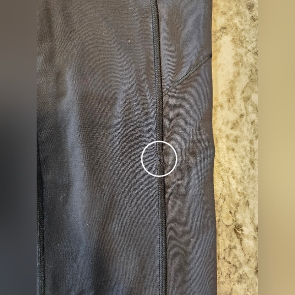 Lululemon straight leg leggings - sz 4 - Picture 2 of 4